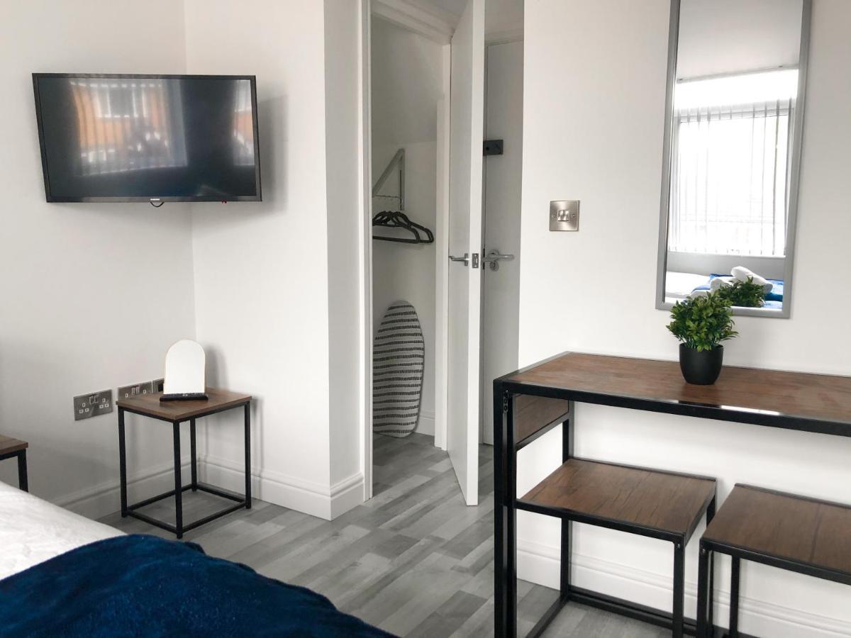 10Min To City - Free Parking - Private Studio - Contractor Friendly Manchester Exterior foto